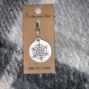 Amanda Blu Heartfelt Emotions Clip-On Medallion